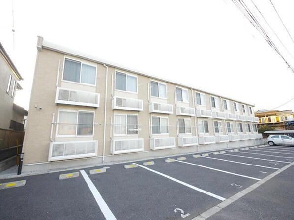 レオパレスグランドKIIIの物件外観写真